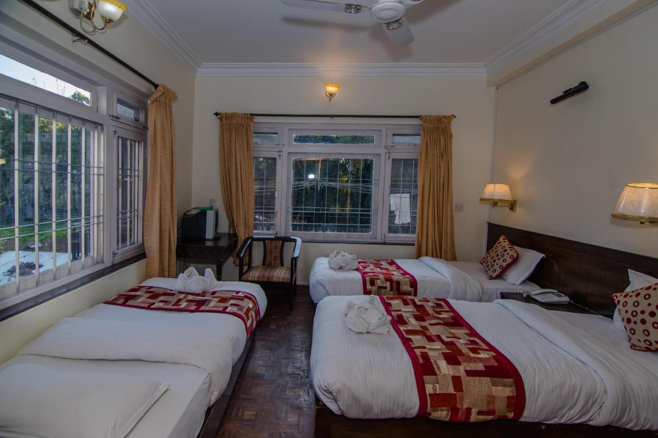 Hotel Panorama Pokhara Esterno foto