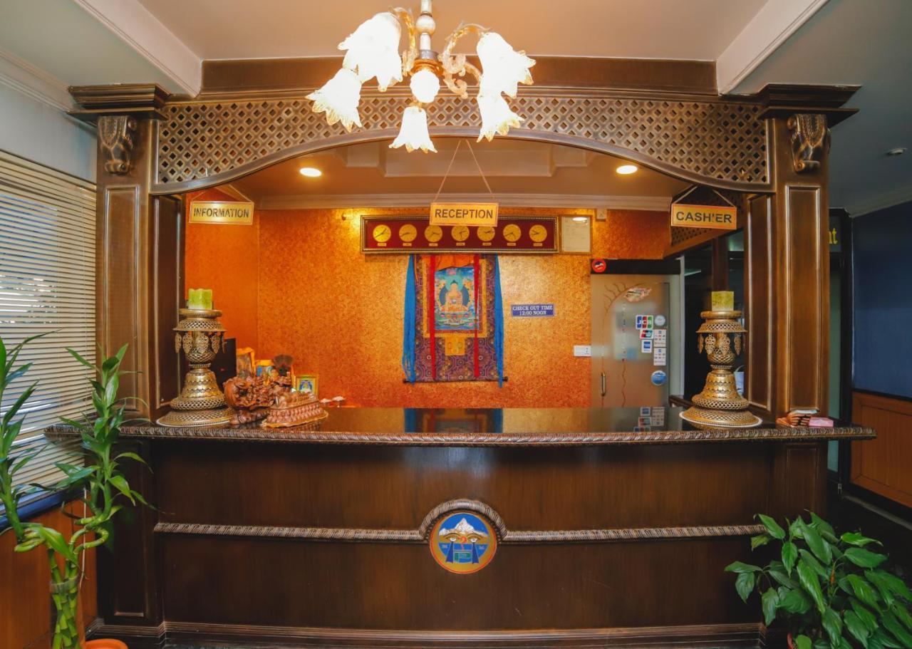 Hotel Panorama Pokhara Esterno foto